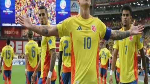 莱奥：范博梅尔看好其罗本里贝里潜质，稳定性待加强